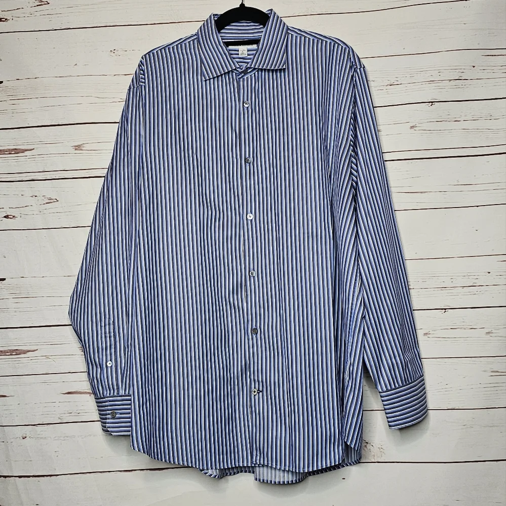 Banana Republic Blue Striped Men's Button Down Shirt